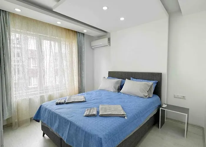 Sunny Escape, Just 400m From The