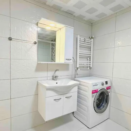 Sunny Escape, Just 400m From The * Antalya